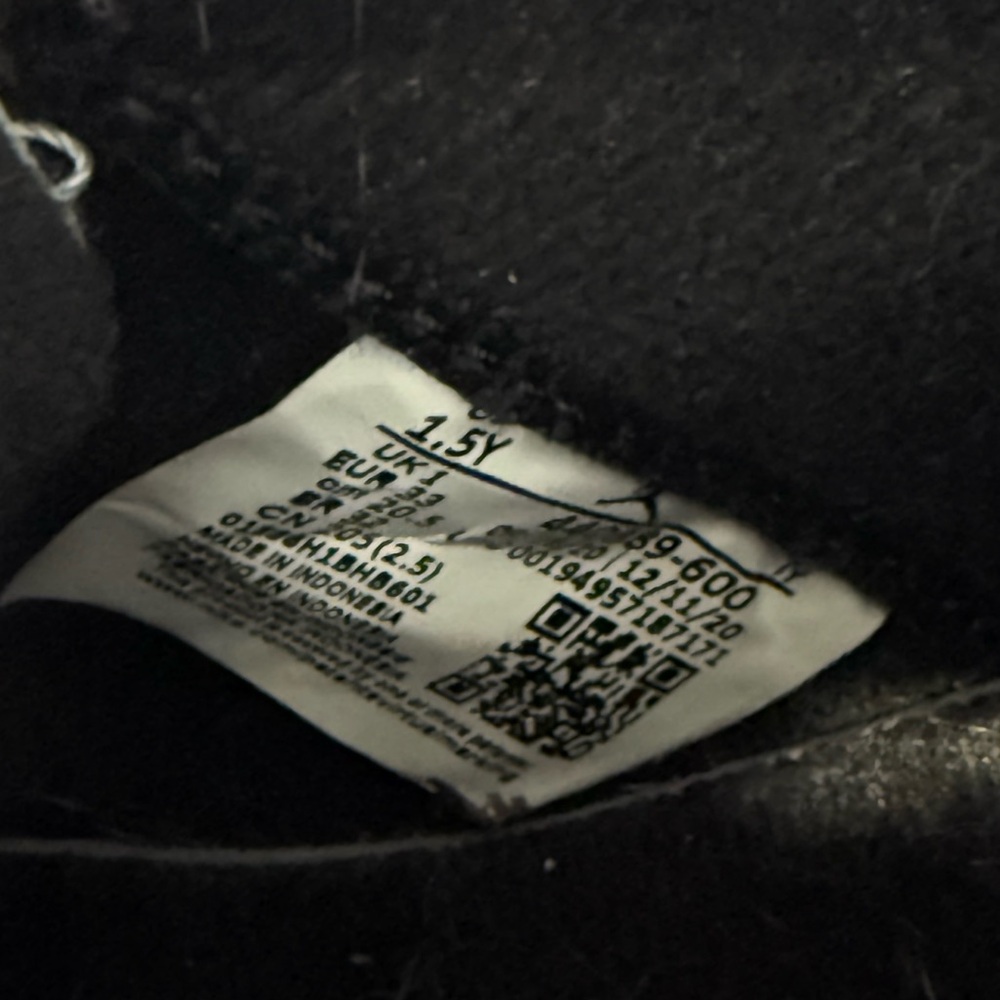 Jordan 5 Raging Bull - Picture 2 of 4